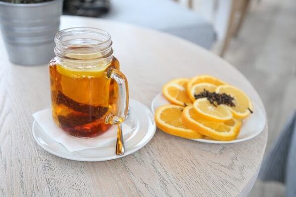 Лимонный чай для любимой диеты